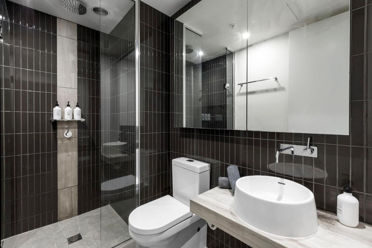 Luxuria Apartments - Fulton Lane Melbourne Eksteriør bilde